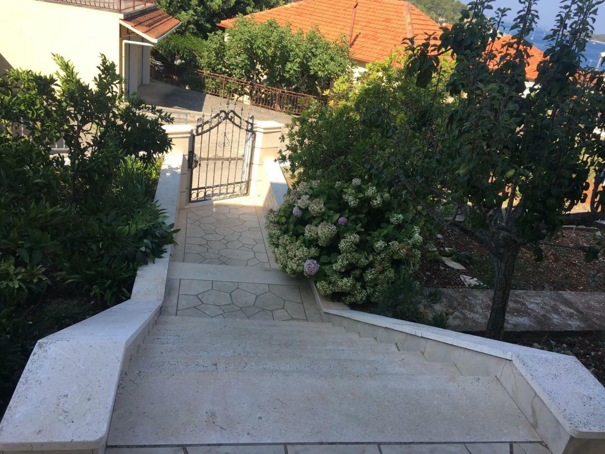 Apartments Vela Luka Exterior photo